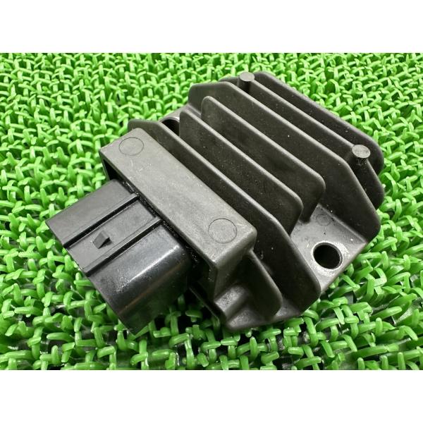 XSR900 レギュレター ヤマハ 純正 中古 バイク 部品 RN80 レギュレーター レクチファイ...