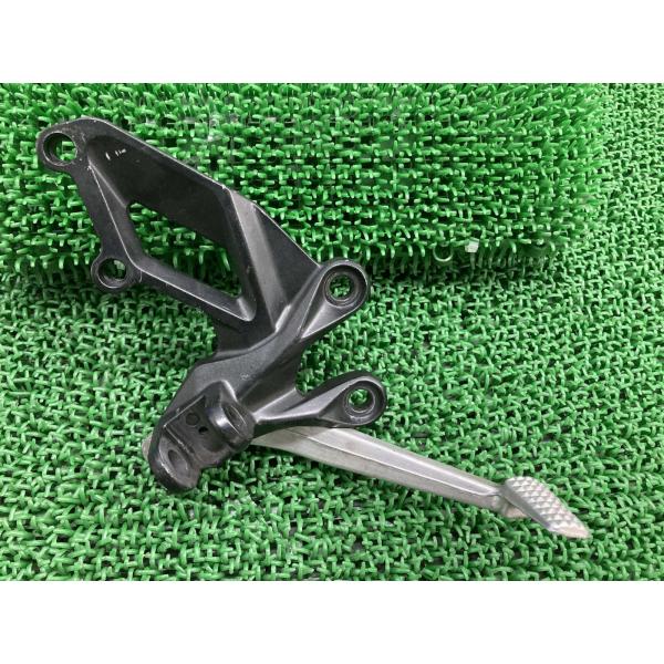 ZX-14R ステップ 右 0235 カワサキ 純正 中古 バイク 部品 ZXT40E ブレーキペダ...