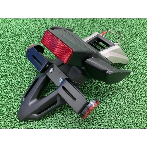 GSX-R1000 リアフェンダー 47H スズキ 純正 中古 バイク 部品 GT78A リフレクタ...