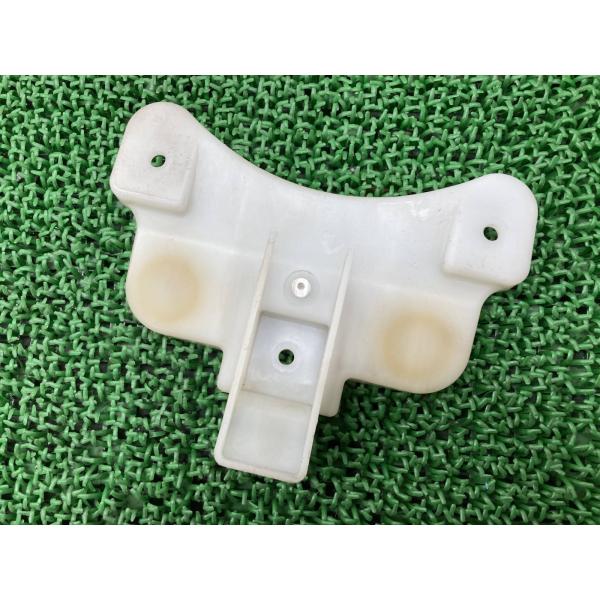 GSX-R1000 シングルシートカウルステー 18G0 スズキ 純正 中古 バイク 部品 GT75...