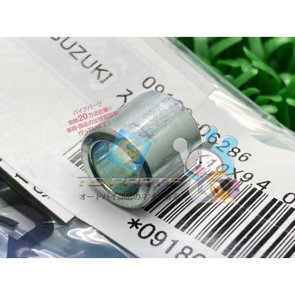 ブルバードC109R シートカウルスペーサー 在庫有 即納 スズキ 純正 新品 バイク 部品 イント...