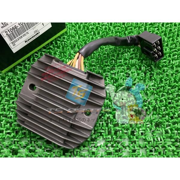 ZRX400 レギュレター 在庫有 即納 カワサキ 純正 新品 バイク 部品 レギュレーター ボルテ...