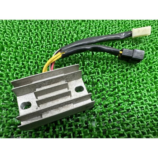 UP2製GSX250Sカタナ レギュレター 社外 中古 バイク 部品 GJ76A GSX400Sカタ...