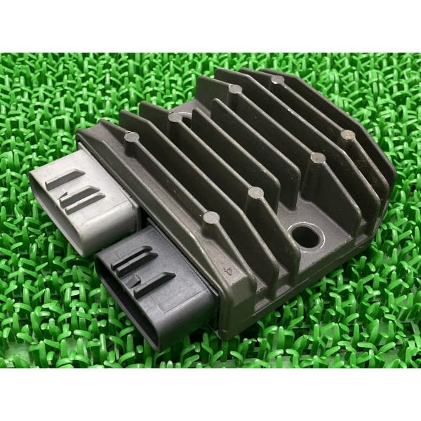 ZX-10R レギュレター カワサキ 純正 中古 バイク 部品 ZXT00D NINJA ニンジャZ...