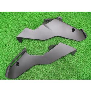 ZXMT製YZF-R6 アンダーカウル 左右 マッドB 社外 中古 バイク 部品 RJ27 コンディ...