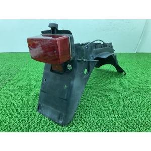 スズキ（SUZUKI） グラストラッカー リアフェンダー 純正 中古 NJ47A