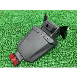 CBX400F　純正　リアフェンダー　リヤフェンダー　中古 CBX400F 純正 リアフェンダー リヤフェンダー 中古 2025年最新