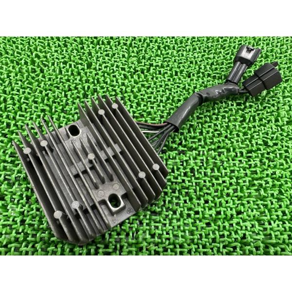 イントルーダークラシック400 レギュレター スズキ 純正 中古 バイク 部品 VK54A レギュレ...