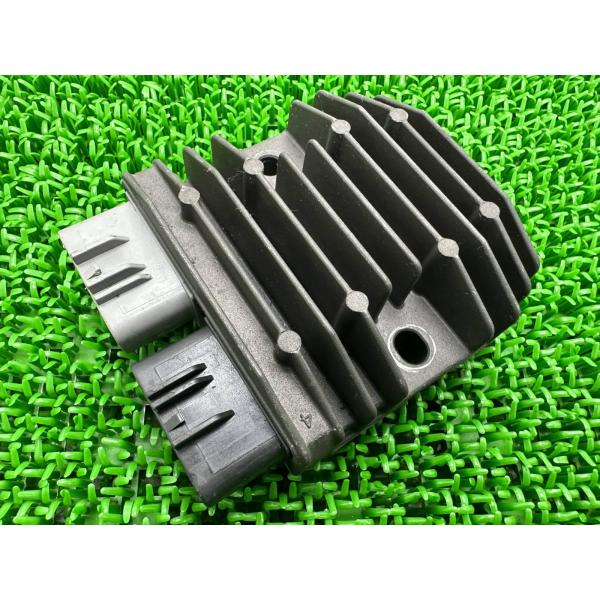 ZX-10R レギュレター カワサキ 純正 中古 バイク 部品 ZZ-R1400 ZX-14R NI...