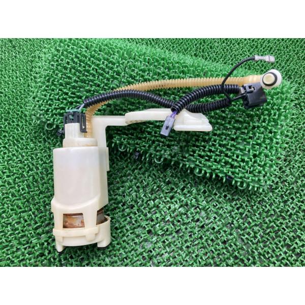 ソフテイル フューエルポンプ 75284-08 ハーレー 純正 中古 08-17年Softail フ...