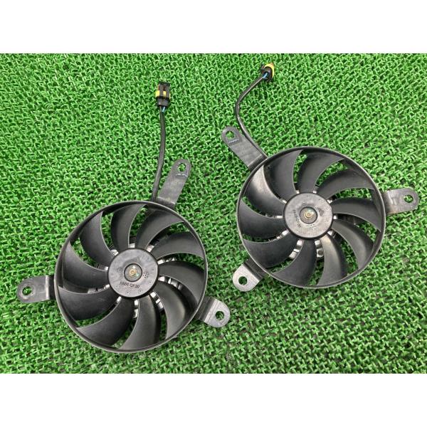 M821 ラジエターファン ドゥカティ 純正 中古 バイク 部品 19-21年モンスター821 MO...