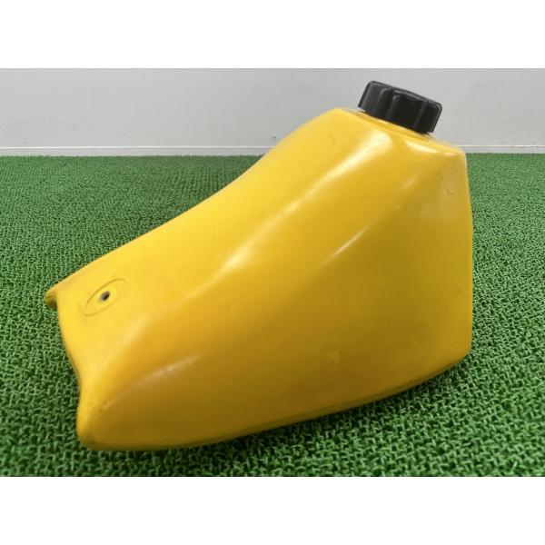 RM80 タンク 黄 スズキ 純正 中古 バイク 部品 RC11C ガソリンタンク ポリタンク キャ...