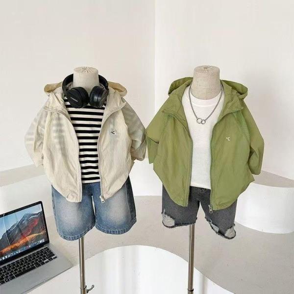 キッズウインドブレーカー 男の子/ジュニア ベビー対応  ジャケット ジャンパー アウター 子供服 ...