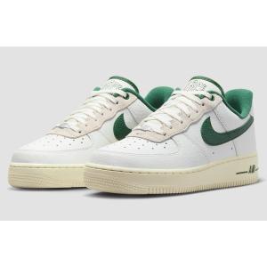 NIKE WMNS AIR FORCE 1 07 LX "Gorge Green" ナイキ ウィメンズ エアフォース スニーカー dr0148-102｜tsuchinokoshops