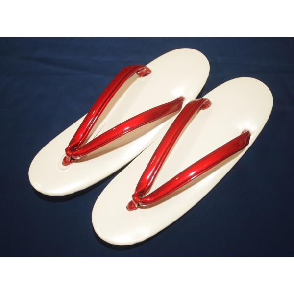 ウレタン草履「白色の台に朱色鼻緒」Lサイズ