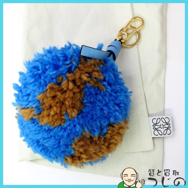 LOEWE ロエベ ポンポンチャーム 地球モチーフ アース 109.29.002 毛糸 ヤーン キー...