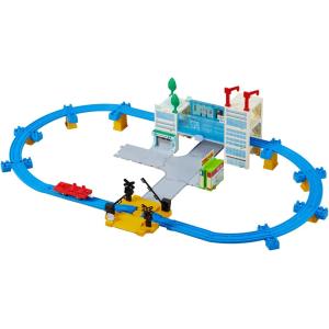 プラレール　まちをつくって走らせよう！トミカとプラレールのマイタウンキット