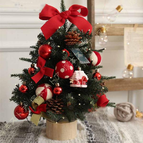 オーナメント ミニ クリスマスツリー 卓上置物 北欧 オーナメント おしゃれ 雰囲気満々 キラキラ ...