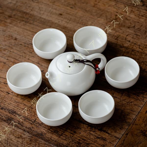 急須茶器セット 急須 450ml 湯呑4客 110ml 化粧箱入 ギフト 御祝 結婚祝 出産祝 新築...