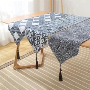 洗濯機で洗える本格シルク調テーブルランナー : Cs Select シーズ