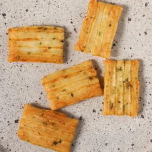 徳用めちゃうまラー油 145g お菓子 おつま...の詳細画像3