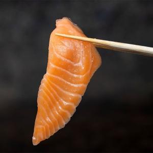 ワンフローズン お刺身サーモン スライス ノルウェー産 アトランティックサーモン使用 1袋 160g（8g×20枚／袋） ※冷凍 モウイセレクト
