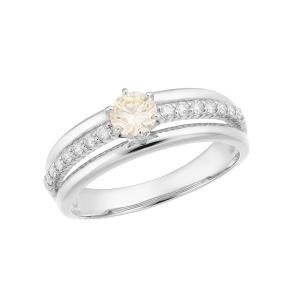 ジュエリーツツミ プラチナ鑑定書付ダイヤモンドリング（0.25カラット