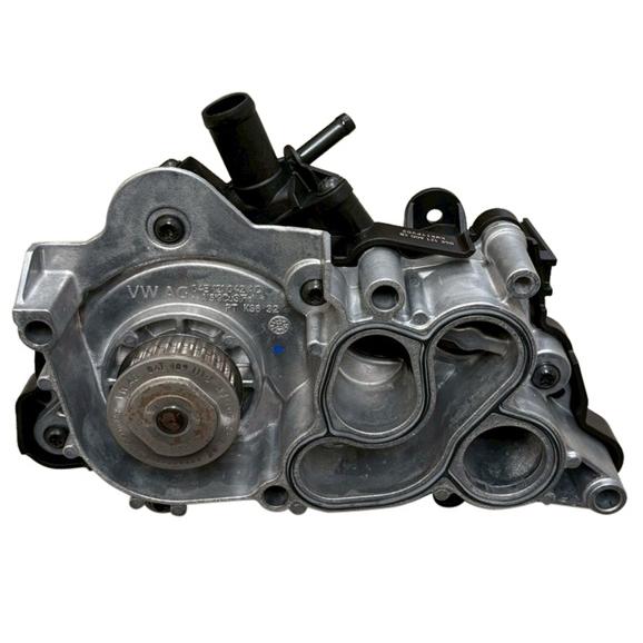 ウォーターポンプ 04E-121-600CB 04E121600CB VW ザ・ビートル 16 ゴル...
