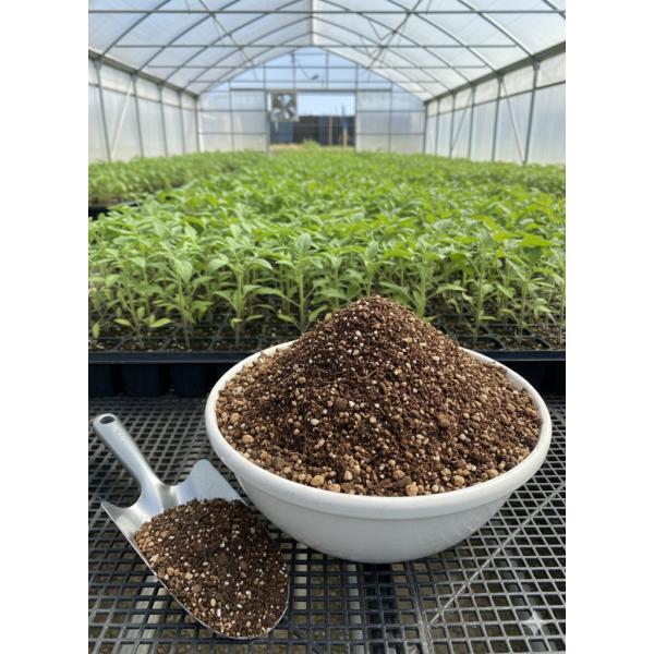 T&amp;Tナーサリー培土 野菜と花の土 20L 野菜用 花用