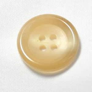水牛ボタンK-150 COLOR．1  ベージュ色23mm T93980 老舗テーラー御用達スーツボ...
