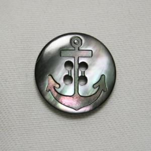 イカリ柄黒蝶貝ボタン 18mm シェルボタン