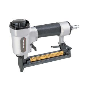マキタ(Makita)  エアタッカ 10mm AT1013B qqffhab マキタ（makita） 【正規店】 エアタッカ AT1013B ステープル幅10mm(J