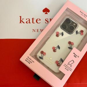 ケイトスペード　Kate spade　アイフォン ケース  jeweled dancing cherry  iPhone Case 13Pro チェリー柄  代引き不可｜tukiup