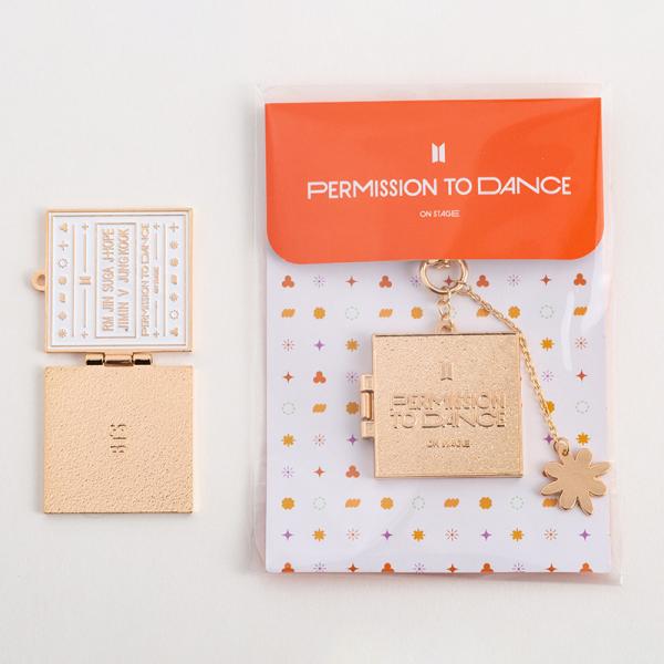 BTSグッズ キーホルダー 防弾少年団 バンタン キーリング BTS 合金 キーチェーン permi...