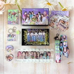 TWICEグッズ ギフトボックス フォトカード...の詳細画像5