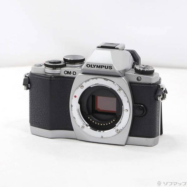 〔中古〕OLYMPUS(オリンパス) OM-D E-M10 ボディー シルバー〔305-ud〕