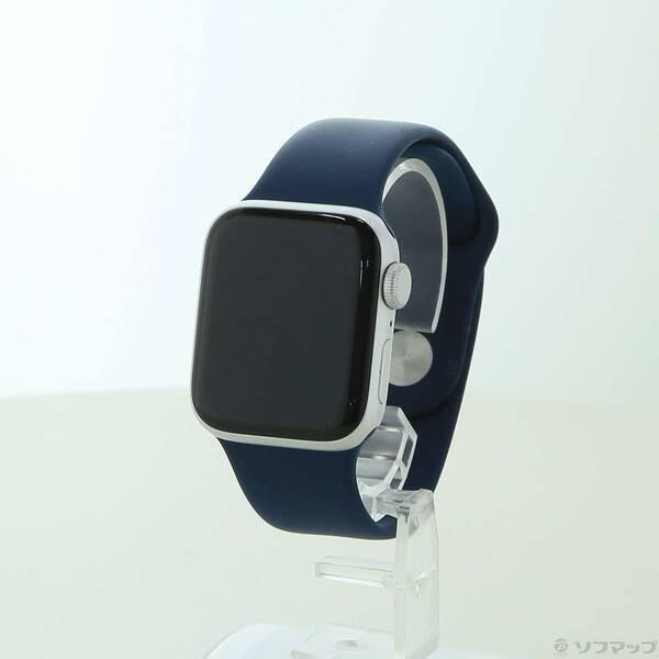 〔中古〕Apple(アップル) Apple Watch SE 第1世代 GPS 40mm シルバーア...
