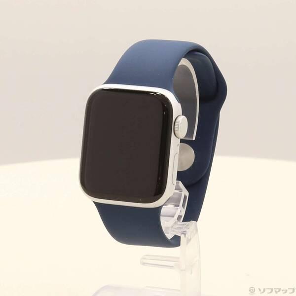 〔中古〕Apple(アップル) Apple Watch SE 第1世代 GPS 40mm シルバーア...