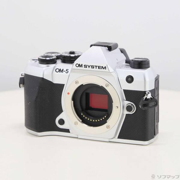 〔中古〕OMSYSTEM OM-5 Mark II ボディ シルバー〔262-ud〕