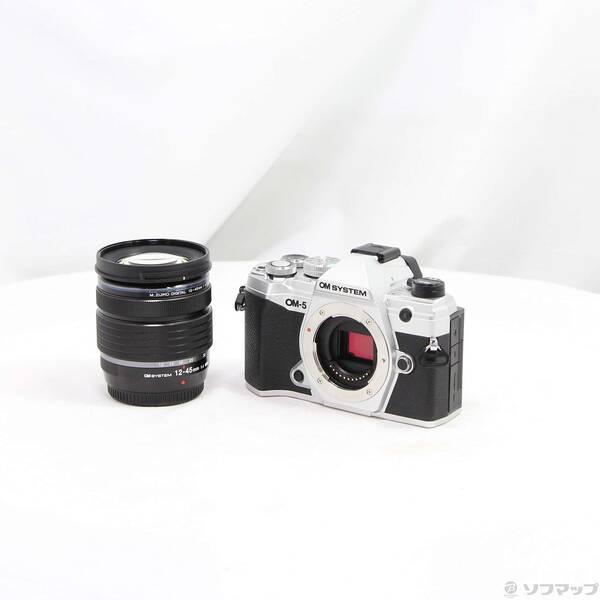 〔中古〕OM SYSTEM 〔展示品〕 OM-5 12-45mm PRO レンズキット シルバー〔2...