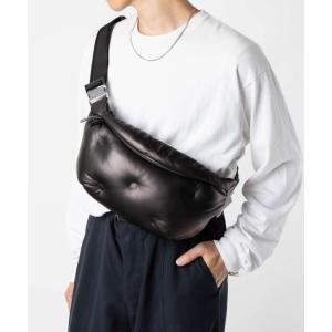 新品未使用　メゾンマルジェラ　グラフィティデザイン ボディバッグ Maison Margiela MAISON MARGIELA メゾンマルジェラ ボディ