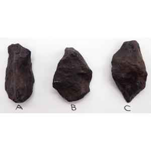 キャニオン・ディアブロ　27.1〜28.2g 原石　Canyon-Diablo meteorite