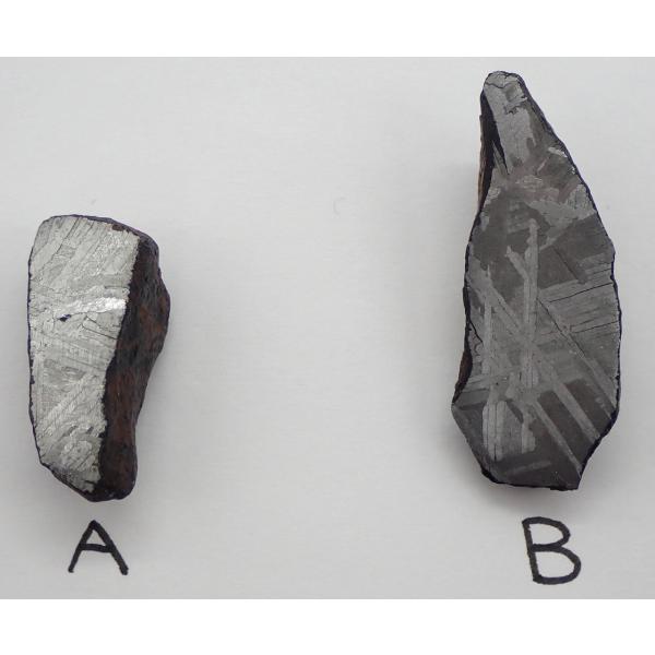 マンドラビラ　ハーフカット　10.0-10.2g 鉄隕石　Mundrabilla　ヒビ・サビあり