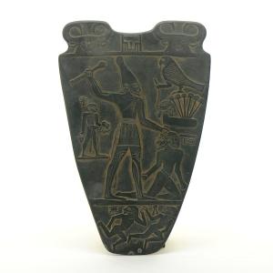 古代エジプト文明「ナルメル王のパレット」縮尺レ...の詳細画像1