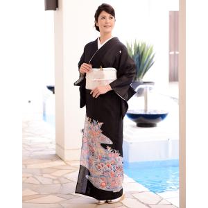 レンタル夏用留袖 絽 フルセット 高級留袖 レンタル 夏用 TS-013 孔雀と花 結婚式 母親 衣装　夏 留袖 絽 レンタル留袖 夏の結婚式母親 6月7月8月9月｜ueyama