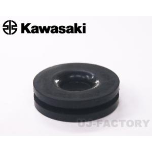 ★ カワサキ純正 KH400用サイドカバー左用 ★ カワサキ KAWASAKI 純正 サイドカバー グロメット Z400FX