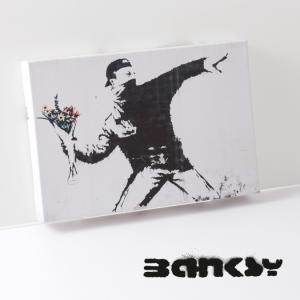BANKSY CANVAS ART バンクシー キャンバスアート スモール 30cm × 21cm × 3.5cm Flower Thrower Zoom｜ukclozest