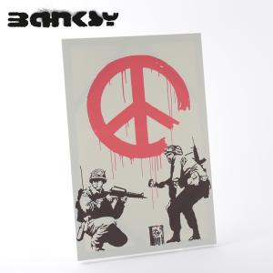 BANKSY CANVAS ART キャンバスアートファブリックパネル  "Peace Sign Army" 60cm × 40cm バンクシー  ギフト トラッド｜ukclozest