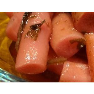梅酢ごぼう 80g 宮崎県でとれた新鮮な若ごぼうを、梅酢と国産赤紫蘇で漬けました。 梅酢の風味豊かで...
