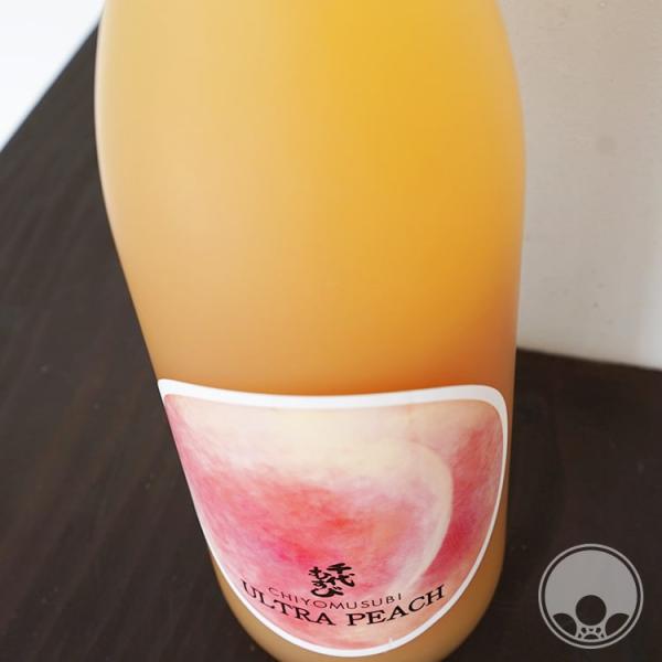 CHIYOMUSUBI　ULTRA PEACH  720ml 　　［千代むすび酒造］